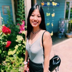 Meet your Posher, Anya